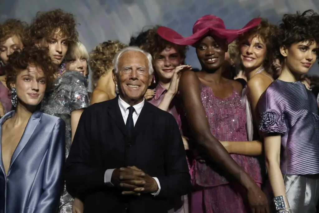 Giorgio Armani, el 'rey' de la moda italiana, fallece a los 91 años