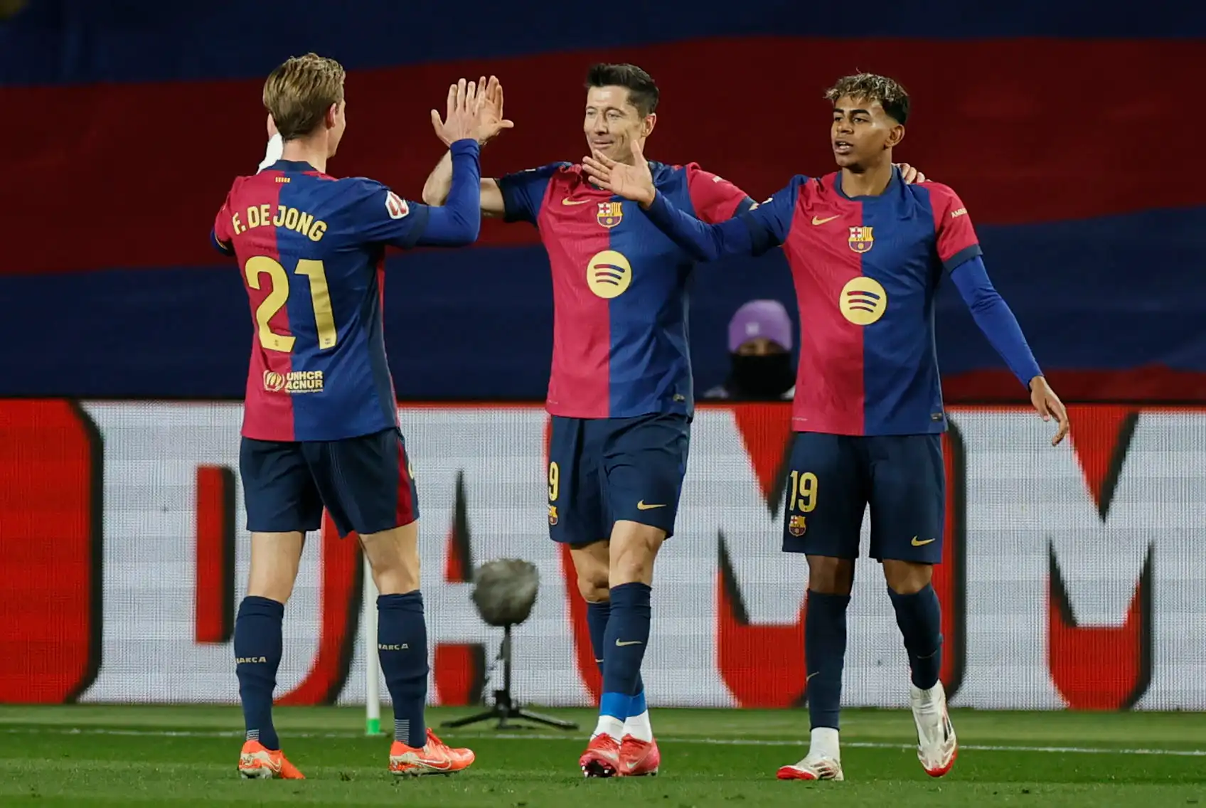El Barcelona vuelve a golear y se da un festín frente al Valencia