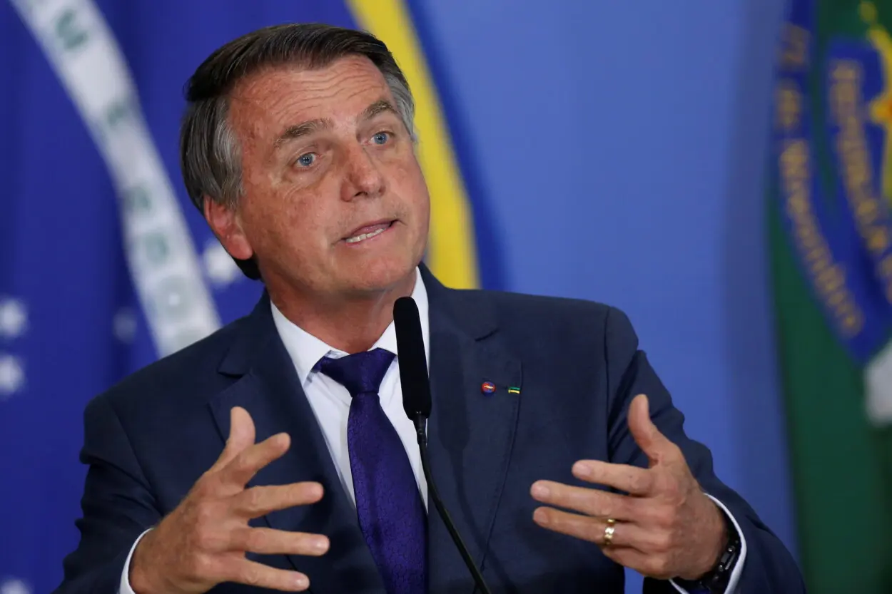 Condenan a Bolsonaro a 27 años de prisión por plan golpista