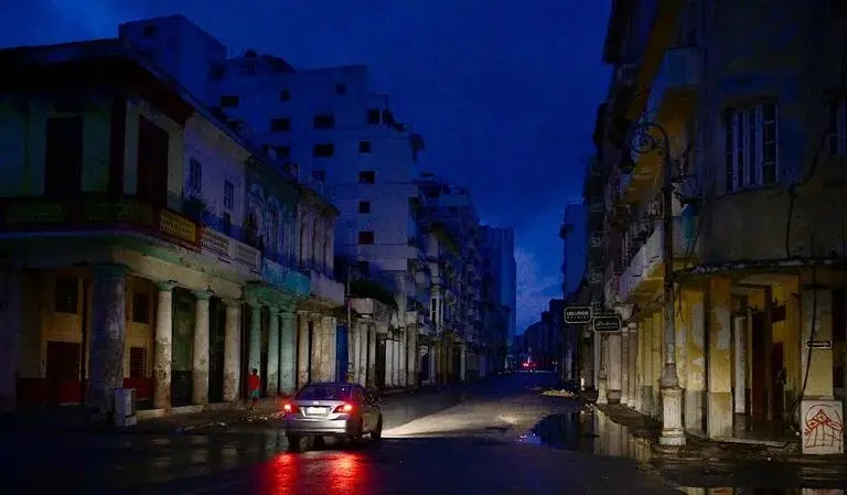 Cuba asegura tener una “estrategia bien definida” para superar el apagón nacional
