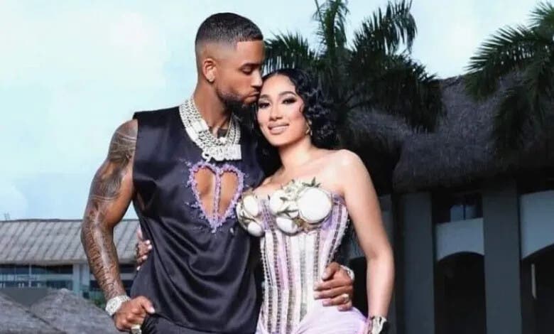 DJ Adoni le pide matrimonio a Lisabely Lugo y deja a todos con el corazón derretido