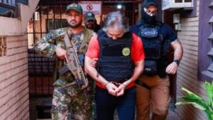 Llega a México exfuncionario ligado a grupo criminal tras ser expulsado de Paraguay