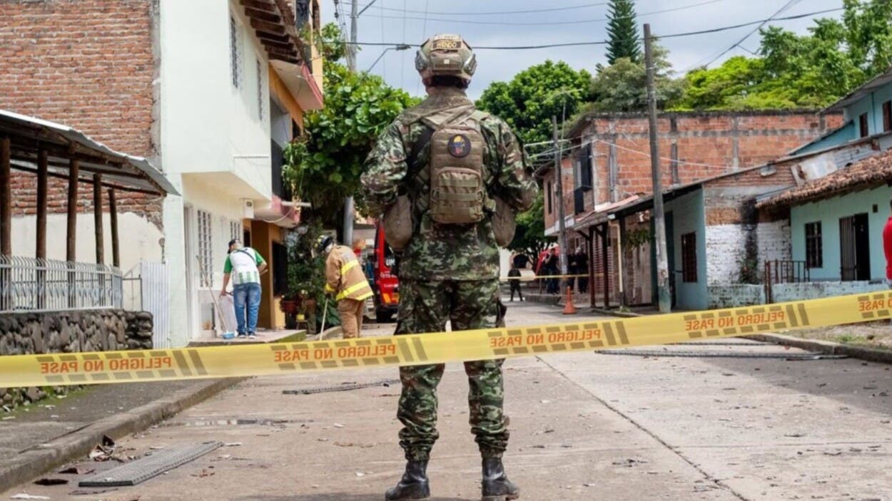 Muere un subteniente del Ejército colombiano en ataque atribuido a disidencias de las FARC