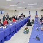 Senadores de RD se reúnen con legisladores estadounidenses