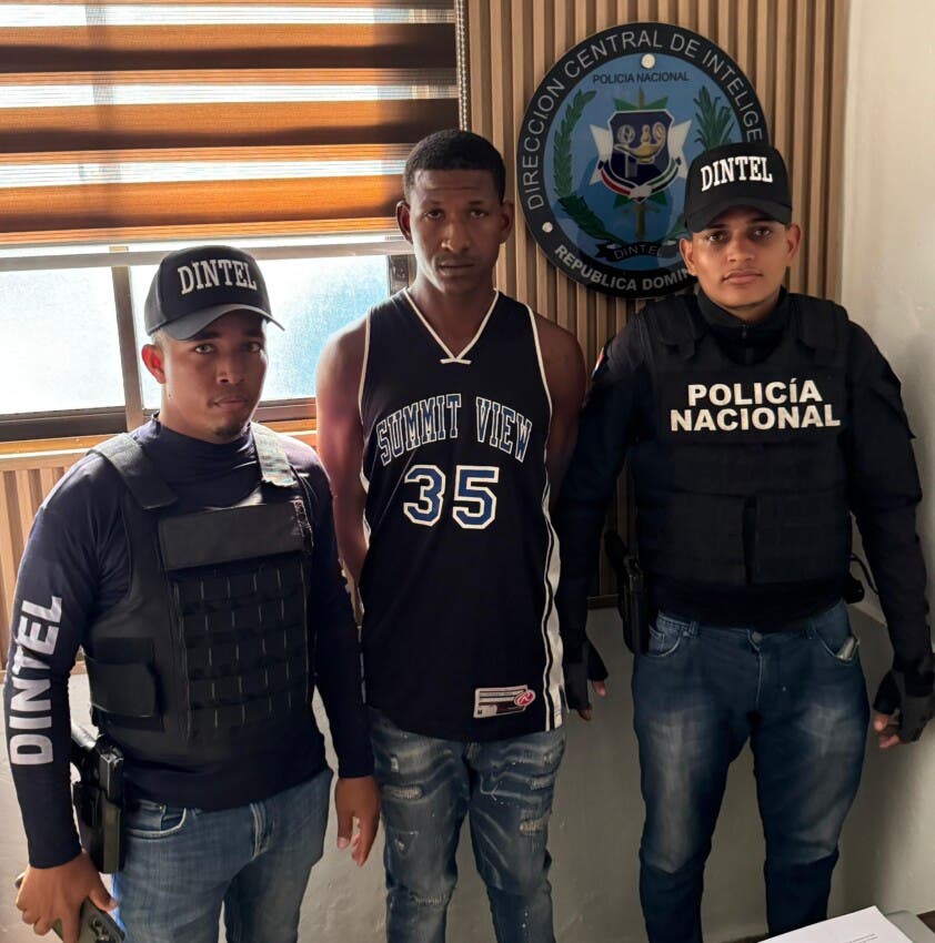 Entregan a “Pinguilo” acusado de agredir a un niño en San Cristóbal