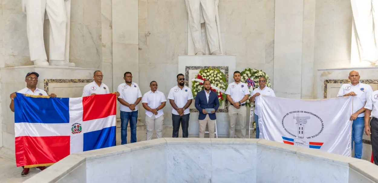 Técnicos aeronáuticos destacan rol clave de la aviación en la economía nacional