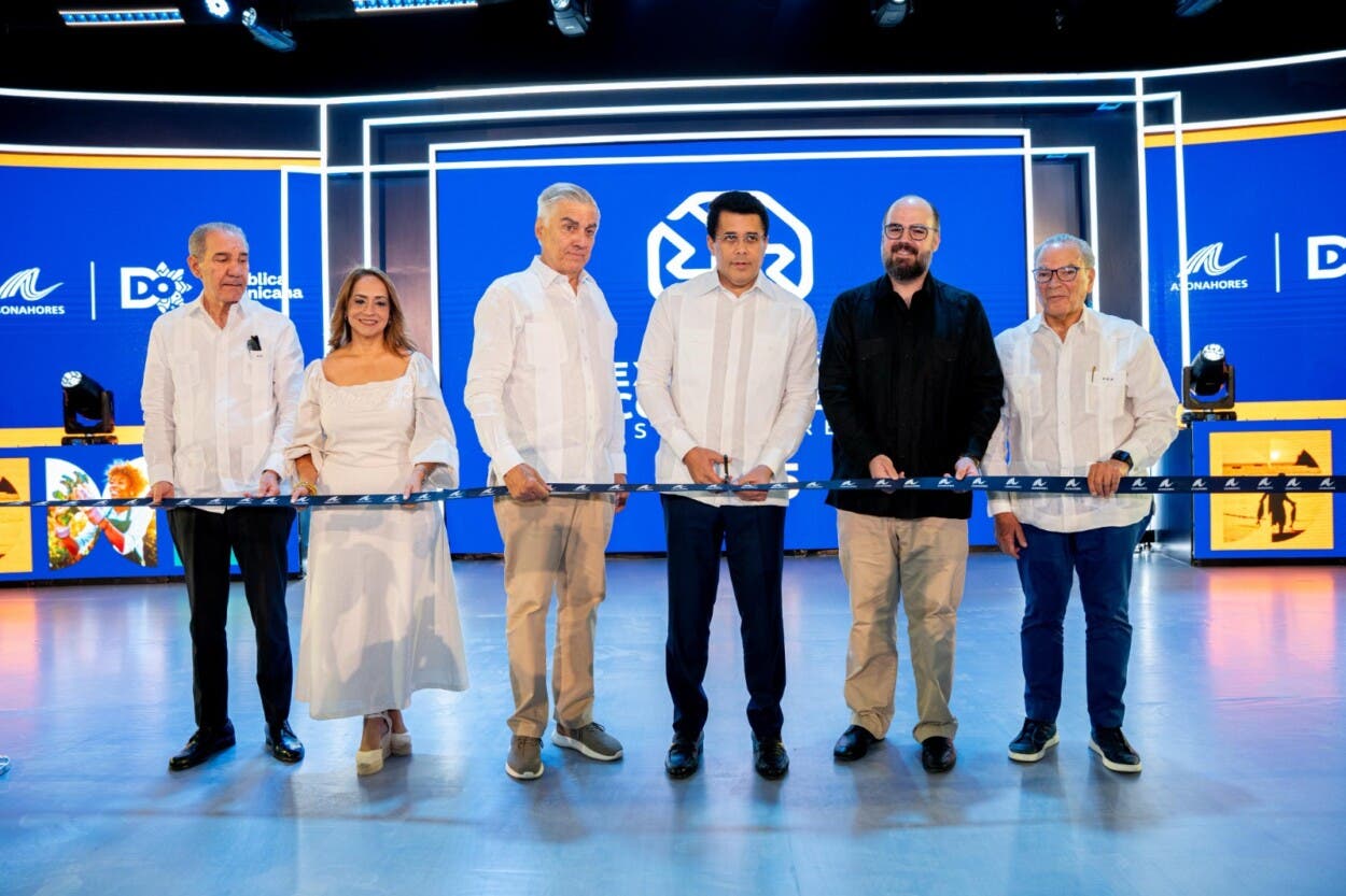 Turismo genera más de RD$155 mil millones al fisco y lidera inversión extranjera en RD; Asonahores inaugura Exposición Comercial 2025