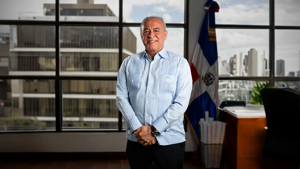 Retrasos empañan promesas de inauguración en Ciudad Juan Bosch