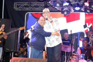 Con todo y lluvia, Capotillo vibró con el poder musical “Que Viva la Patria”