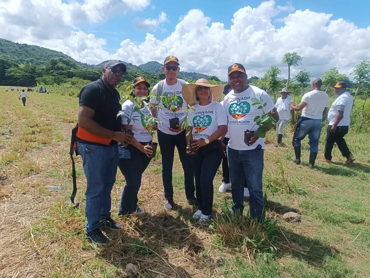 COOPSEMA impulsa jornada de reforestación en La Cuchilla, El Seibo