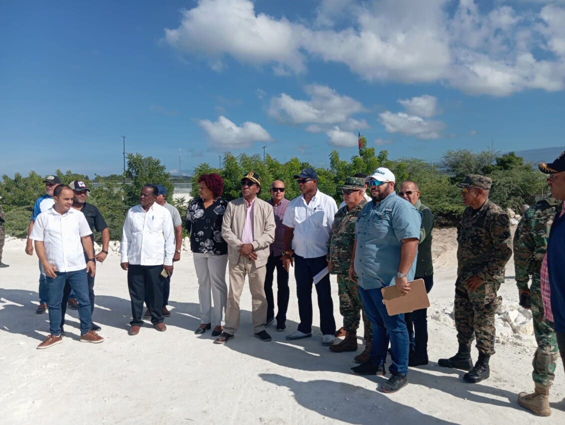Director de la DGDF pide agilizar construcción de mercados fronterizos
