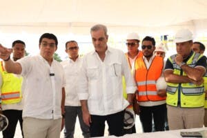 Abinader supervisa gran expansión del acueducto en Santo Domingo: ¡50% más agua!