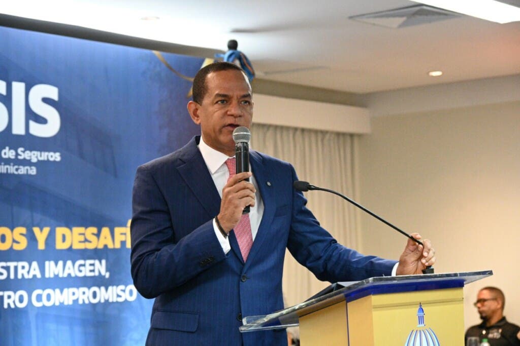 La institución indicó que todas las aseguradoras públicas y privadas, incluyendo Seguros Reservas, están sujetas a procesos permanentes de supervisión prudencial, en materia de prevención de lavado de activos.