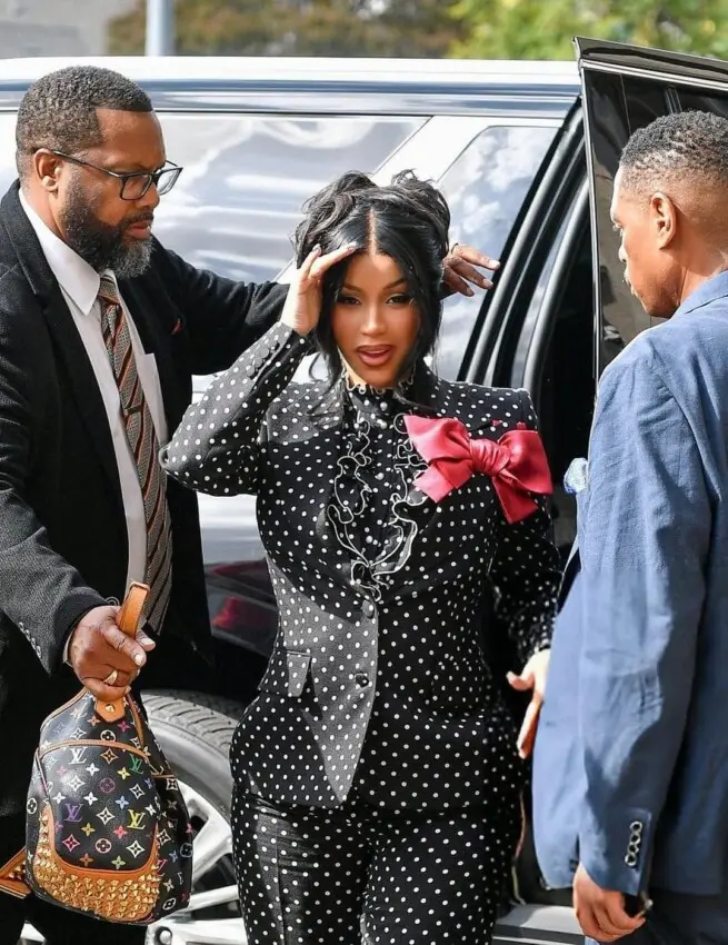 Jurado falla a favor de Cardi B y desestima demanda por 24 millones de dólares