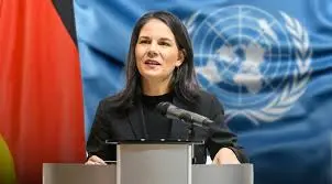 Baerbock destaca la necesidad de una mujer en la ONU