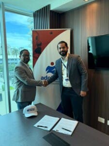 Adoturd y La Javilla Baseball Club firman acuerdo para impulsar turismo deportivo
