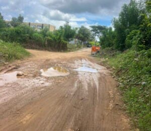 Chirino protesta: exigen acabar carretera vital en Monte Plata