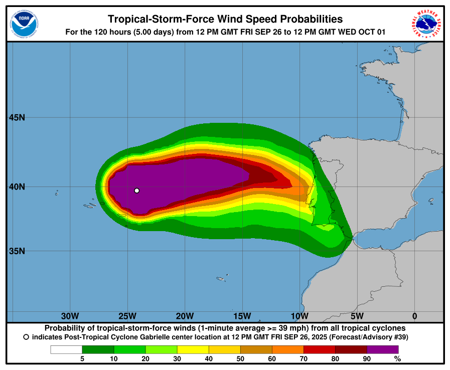 La tormenta postropical Gabrielle se desplaza hacia el este en su camino a la península