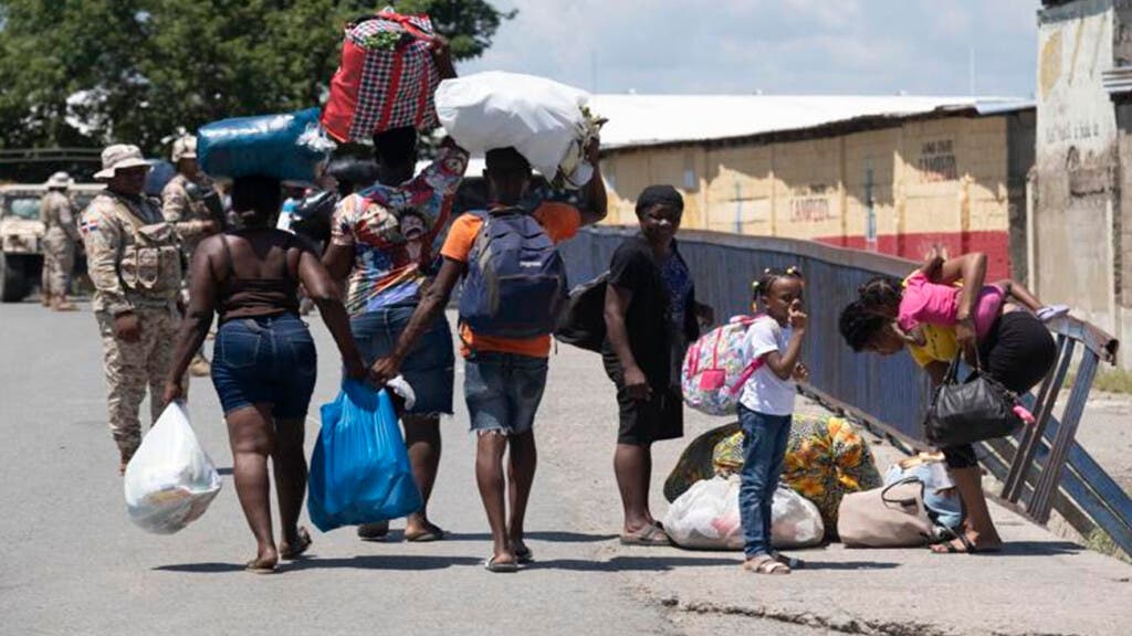 Más de 115,000 haitianos abandonan República Dominicana este año: ¡Entérate aquí!