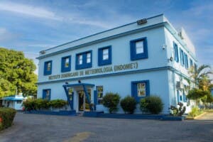Meteorología vigila onda tropical ubicada en el Atlántico