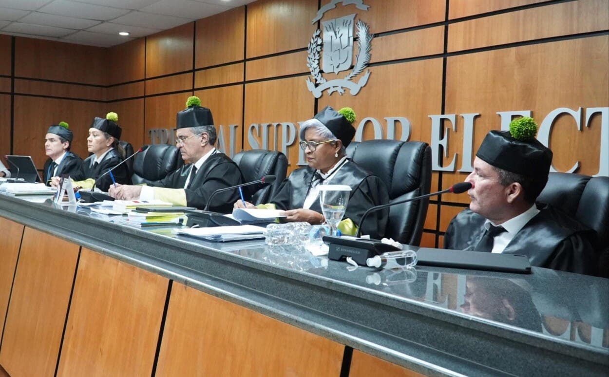 TSE se reserva fallo en recurso de impugnación contra Fuerza del Pueblo