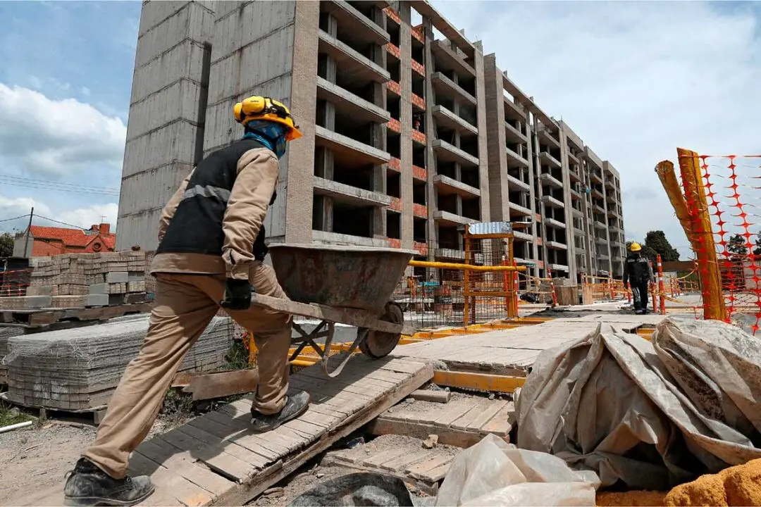 Por vicios de construcción paralizan 15 obras de construcción y COPYMECON saluda medida