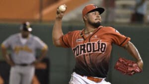 Jaime Barría refuerza la rotación de los Toros del Este para la temporada 2025 de LIDOM