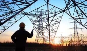 Compras sin licitación: ¿Un alivio o un lío en el sector eléctrico?