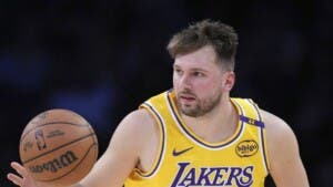 Luka Doncic sienta bases en Los Ángeles