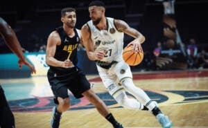 Chris Duarte y Tyson Pérez al frente del Unicaja en la gran final