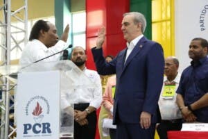 Abinader esquiva referirse a designación de Zorrilla Ozuna en el Gobierno