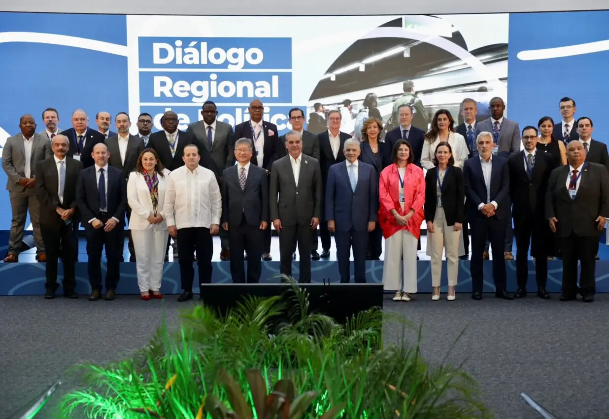Foro de Transporte 2025 une a BID, ITF y gobierno dominicano por la movilidad del futuro