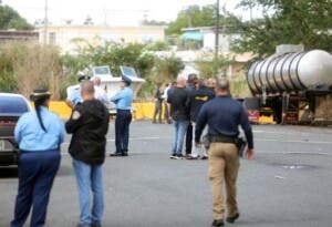 Sangrienta masacre: tres hombres asesinados frente a iglesia en Puerto Rico