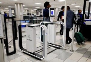 Nueva regla de EEUU: biometría obligatoria para extranjeros