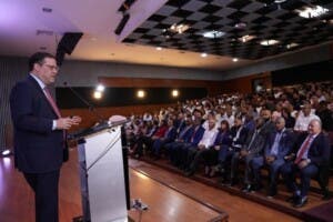 Dice logística es eje importante para economía