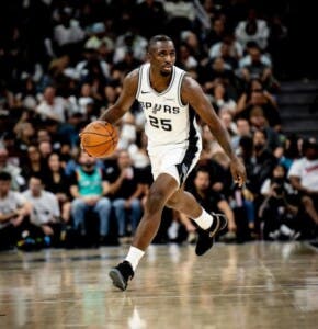 El sueño y el esfuerzo se unen: David Jones es NBA