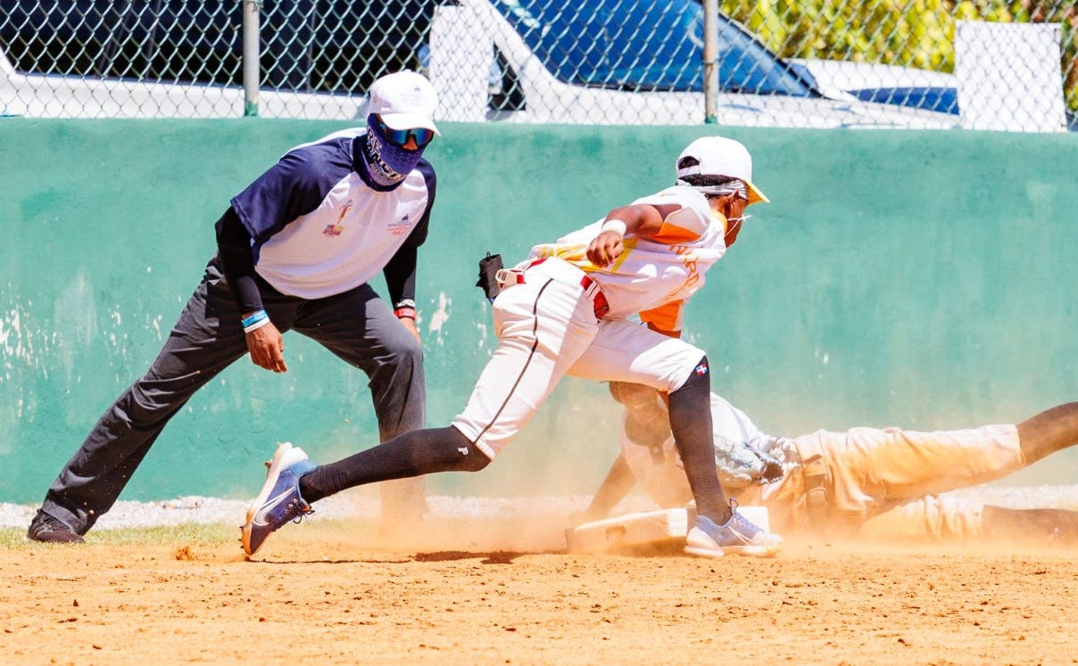 El Valle y Metropolitana A semifinal béisbol delos XI Juegos Escolares