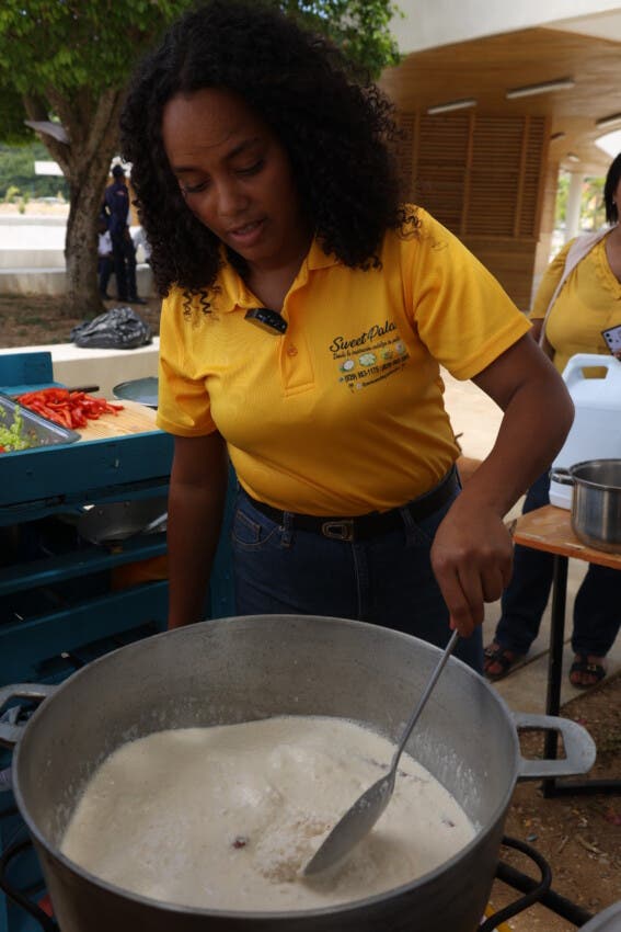 ¿Cuál es el ingrediente secreto que hace del dulce de coco un postre único?