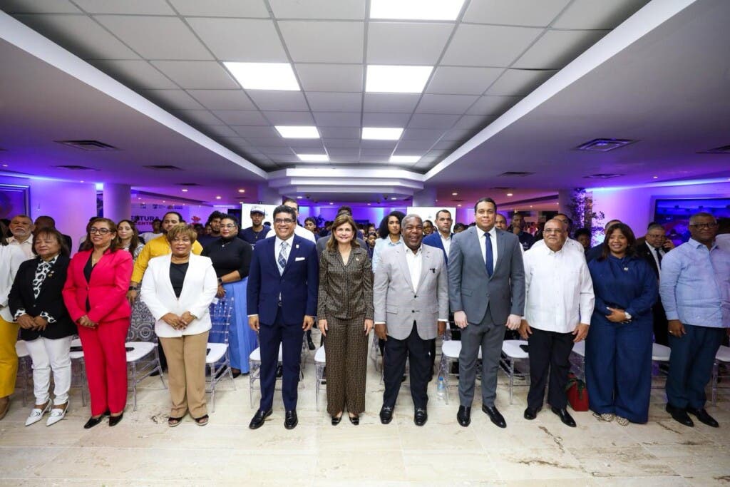 Raquel Peña inaugura cuatro nuevos centros del programa Oportunidad 14-24
