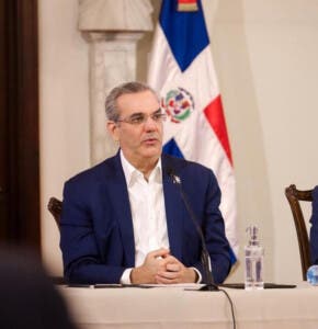 Al menos 737 viviendas afectadas por Melissa; Abinader garantiza apoyo inmediato