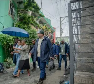 Medio Ambiente y Alcaldía del DN limpian cañadas y refuerzan drenajes por tormenta Melissa