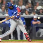 ¡Vladimir Guerrero Jr. sigue haciendo historia ante los Yankees!
