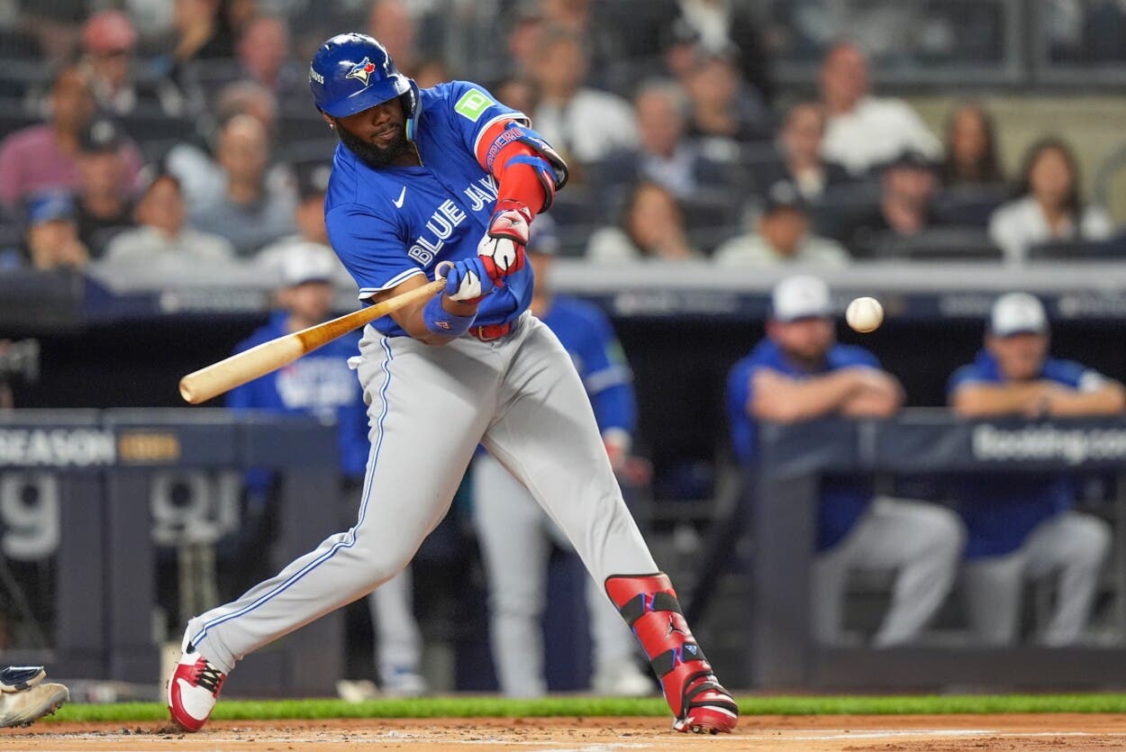¡Vladimir Guerrero Jr. sigue haciendo historia ante los Yankees!