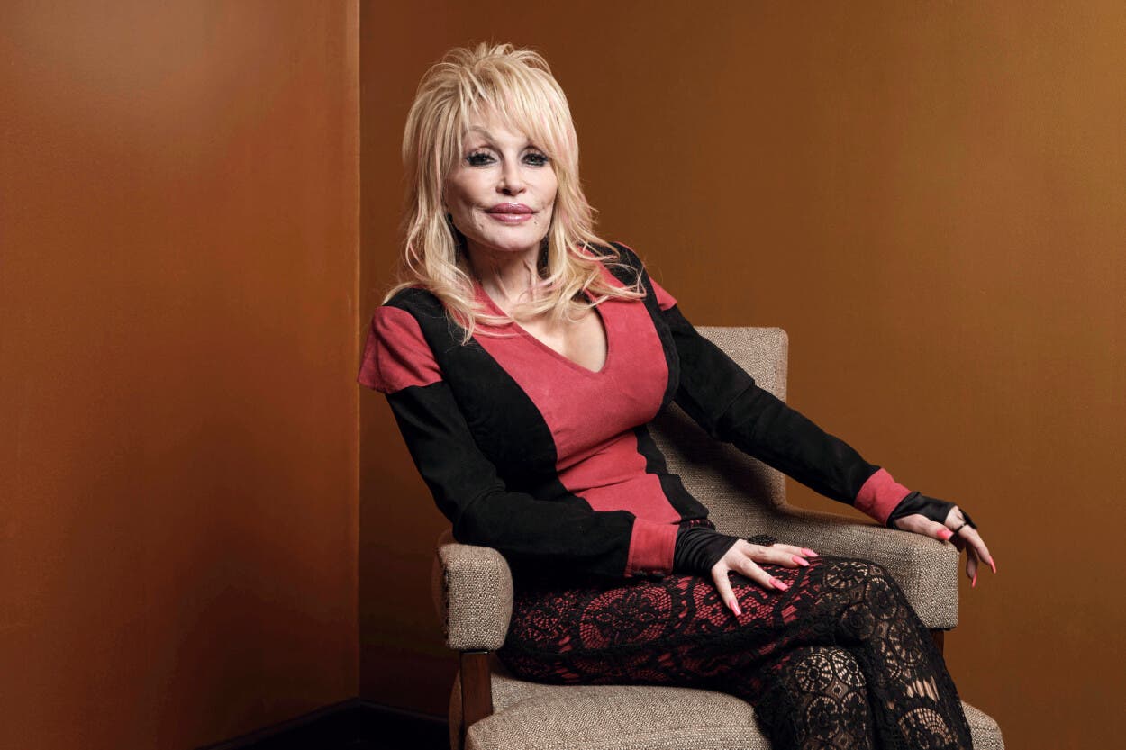 Dolly Parton responde rumores de su estado de salud: «¡Aún no estoy muerta!»