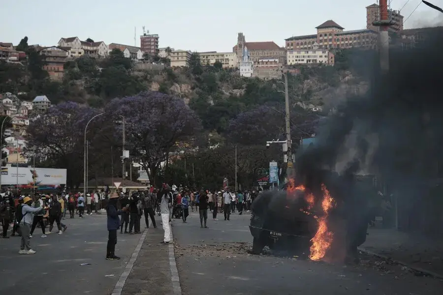 Al menos 26 heridos en las protestas masivas en la capital de Madagascar