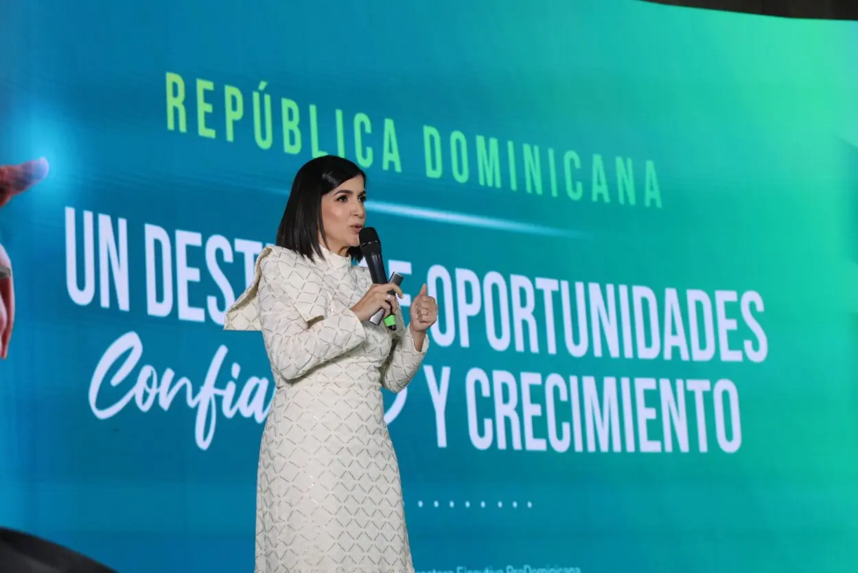 Exportaciones dominicanas rompen récord: más de US$10,600 millones en nueve meses