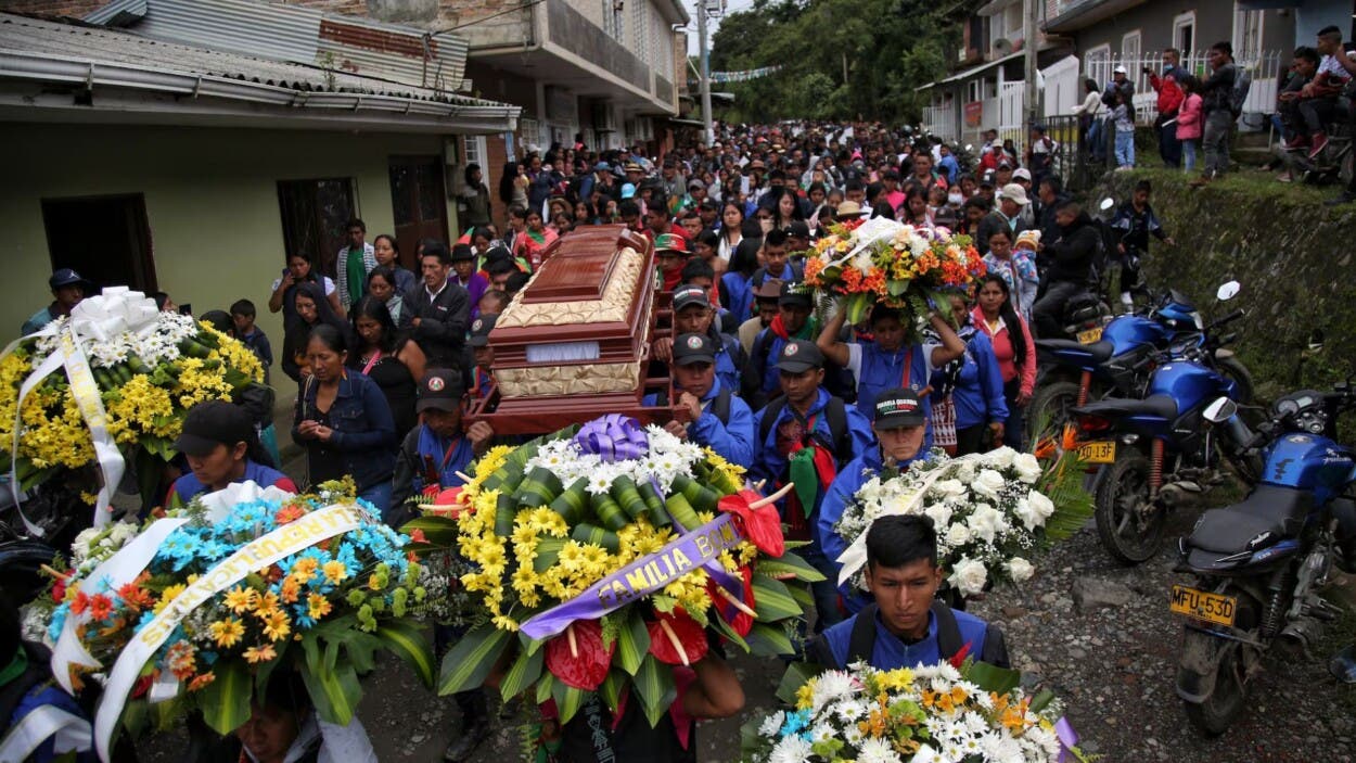 Cada dos días asesinan a un defensor de derechos humanos en Colombia, advierte un estudio