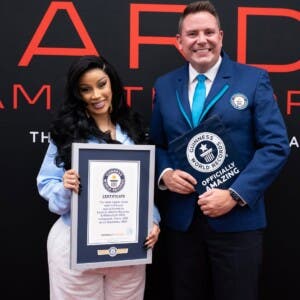 Cardi B establece un Récord Guinness con su álbum ‘Am I the Drama?’