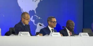Ministro Eddy Olivare destaca mejoras salariales y reducción de pobreza