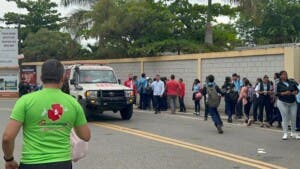 Crisis colectiva en escuela de Jarabacoa deja más de 18 adolescentes hospitalizadas; investigan causas